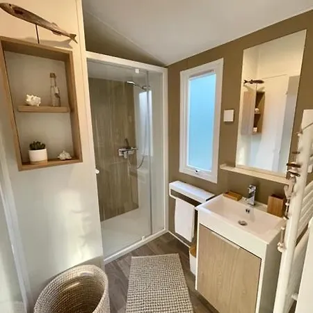 4 Pers Avec Clim Sur Le Bassin D'arcachon Dans 4* Avec Piscine *